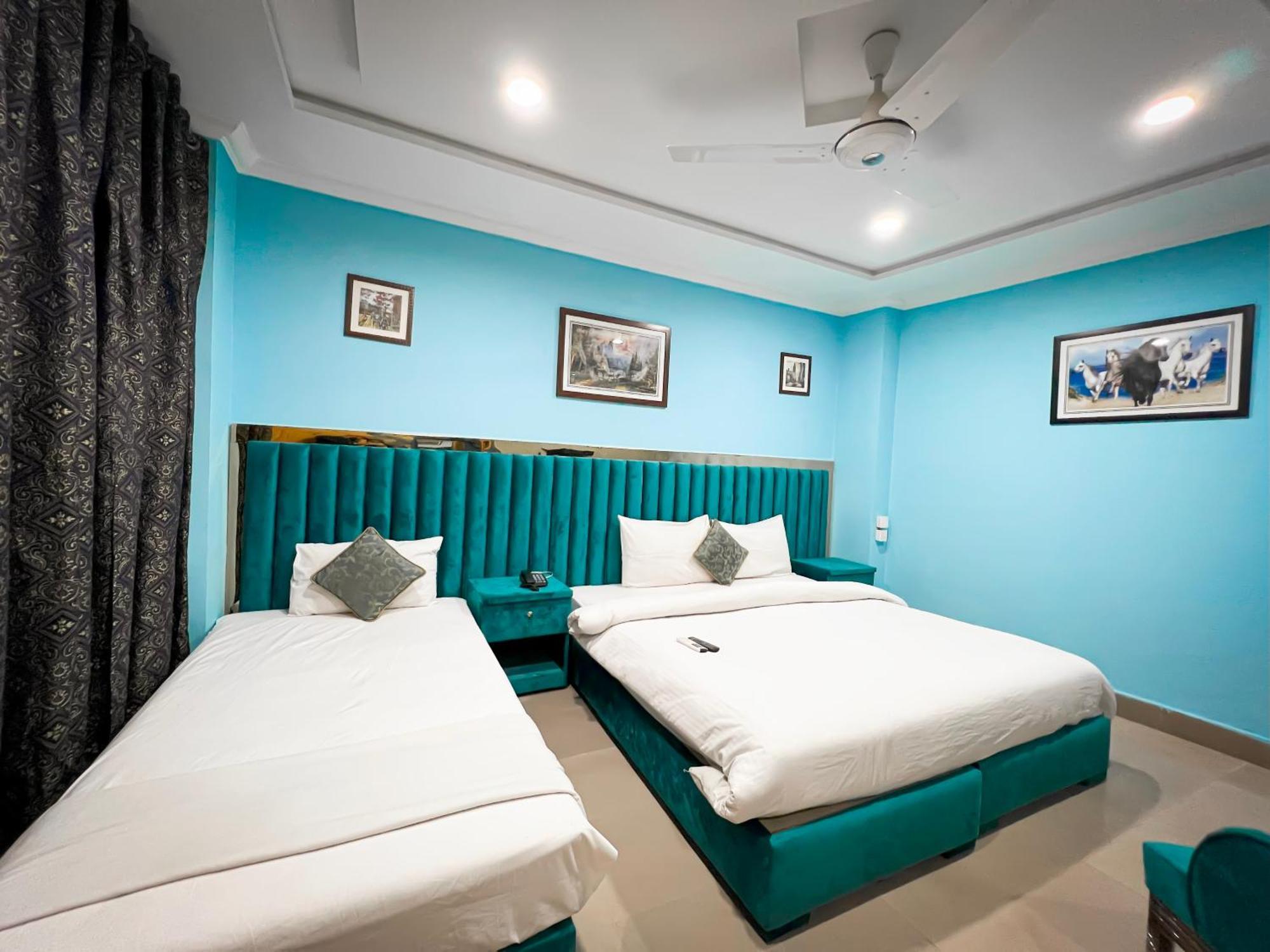 Hotel Crown Inn Мултан Экстерьер фото