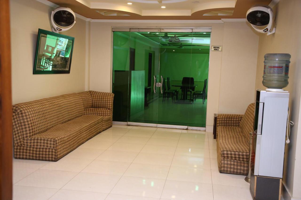 Hotel Crown Inn Мултан Экстерьер фото